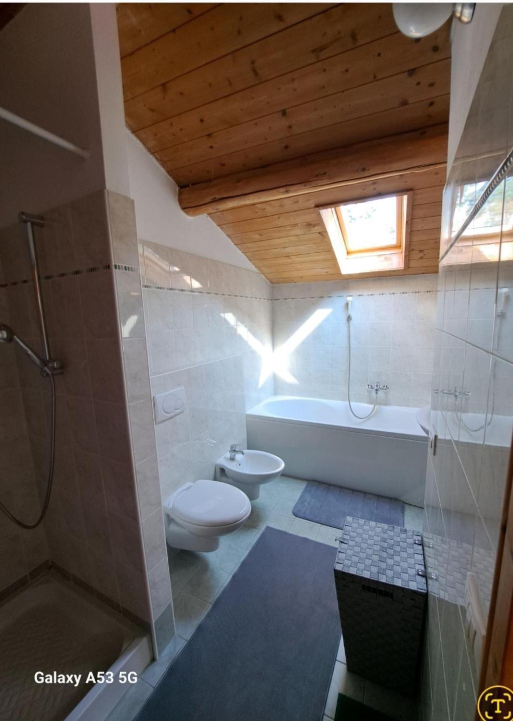 Ina Villa Lavena Ponte Tresa Luaran gambar